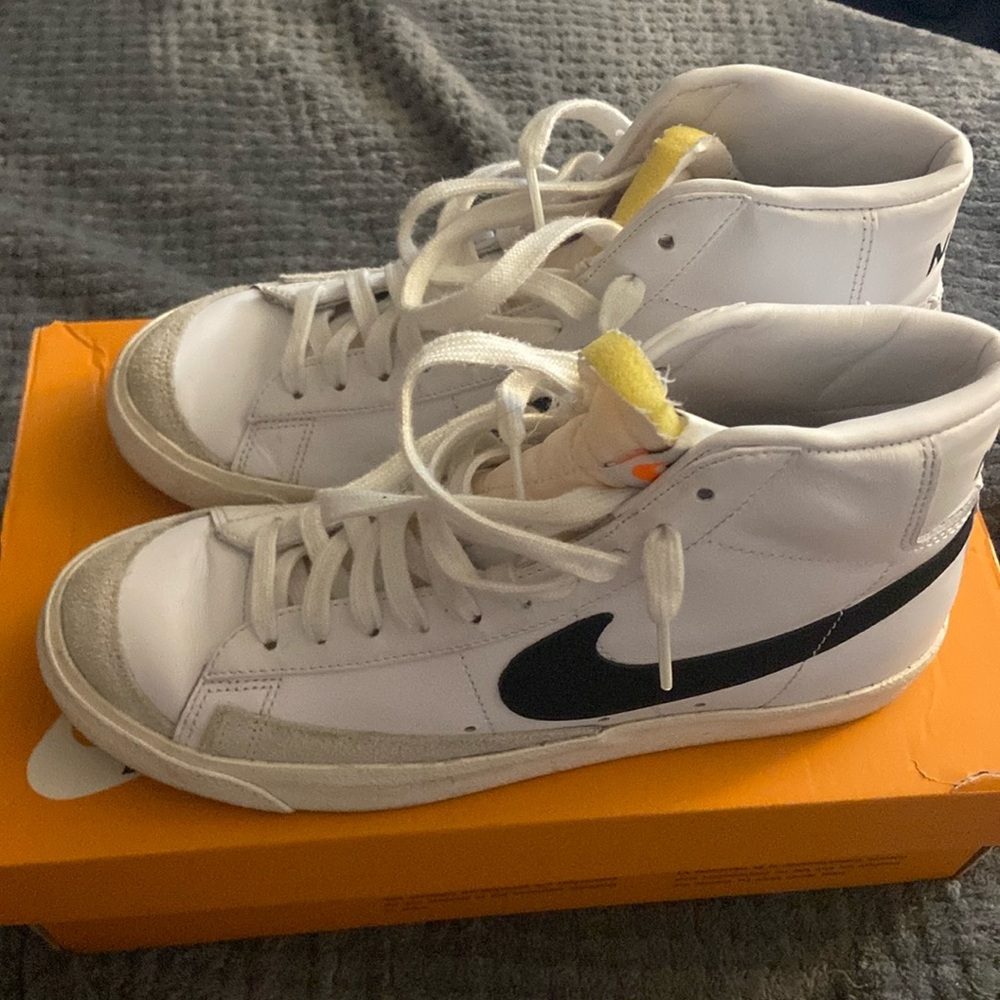 Nike Blazer Mid ‘77